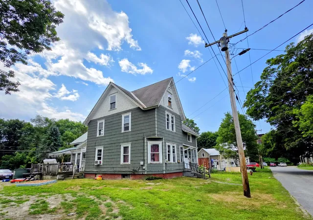 Photo 3 of Single family home for sale at 6 Locust St, Woodsville, NH 03785 | MLS# 5100652 | Listing updated on 2026-07-21
