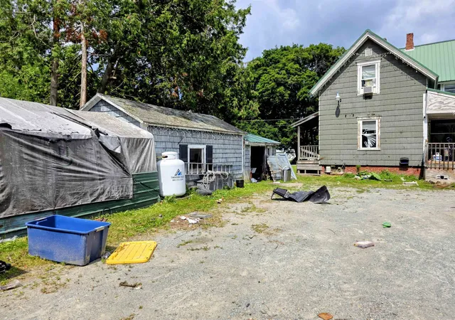Photo 4 of Single family home for sale at 6 Locust St, Woodsville, NH 03785 | MLS# 5100652 | Listing updated on 2026-07-21