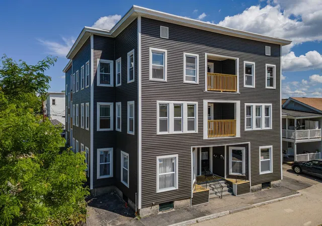 Photo 3 of Multi family home for sale at 51 Ash St, Manchester, NH 03104 | MLS# 5100705 | Listing updated on 2026-08-17