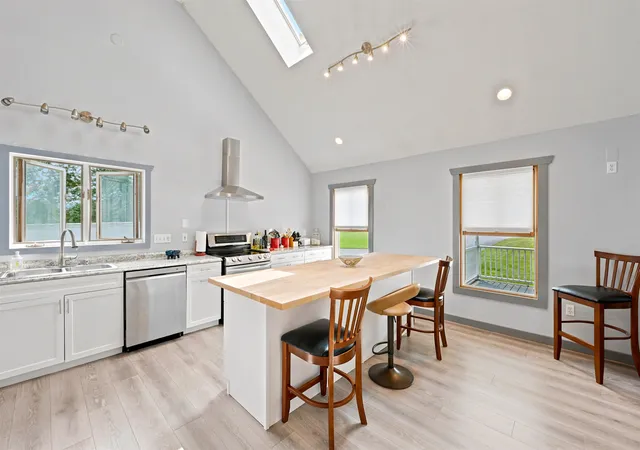Photo 3 of Single family home for sale at 1620 Lower Newton Rd, Saint Albans, VT 05478 | MLS# 5100707 | Listing updated on 2026-09-08