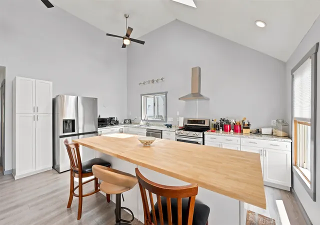 Photo 4 of Single family home for sale at 1620 Lower Newton Rd, Saint Albans, VT 05478 | MLS# 5100707 | Listing updated on 2026-09-08