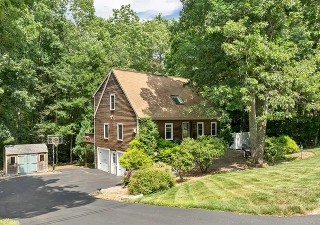 Single family home for sale at 13 Durell Dr, Newmarket, NH 03857 | MLS# 5100714