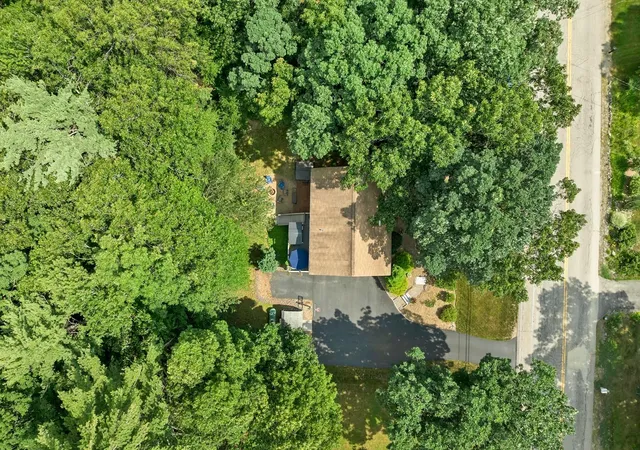 Photo 2 of Single family home for sale at 13 Durell Dr, Newmarket, NH 03857 | MLS# 5100714 | Listing updated on 2026-09-05