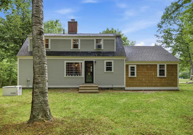 Photo 4 of Single family home for sale at 6 Marisue Ter, Melvin Village, NH 03850 | MLS# 5100731 | Listing updated on 2026-09-14