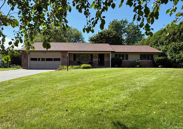 Photo 1 of Single family home for sale at 11 Rivendell Dr, Essex Junction, VT 05452 | MLS# 5100732 | Listing updated on 2026-09-17