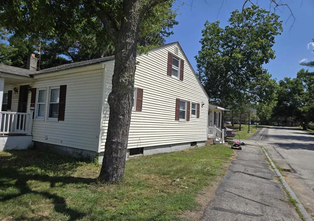 Photo 3 of Condo for sale at 12 E Side Dr #1, Concord, NH 03301 | MLS# 5100738 | Listing updated on 2026-09-18