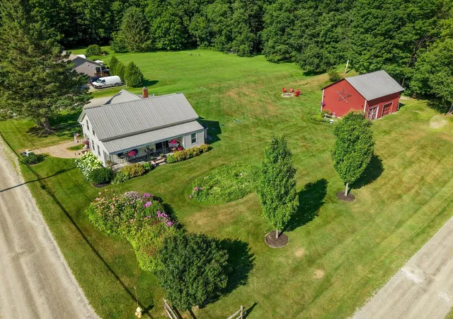 Photo 2 of Single family home for sale at 8 Dumas Rd, Underhill, VT 05489 | MLS# 5100743 | Listing updated on 2026-09-29