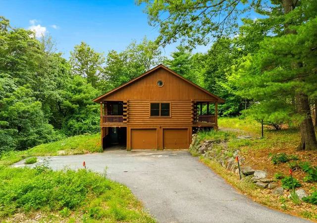 Photo 2 of Single family home for sale at 18 Ring Hill Rd, Bradford, NH 03221 | MLS# 5100744 | Listing updated on 2026-09-14