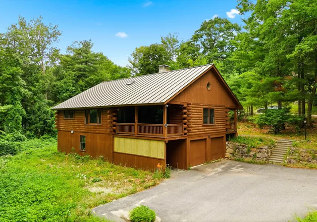 Photo 3 of Single family home for sale at 18 Ring Hill Rd, Bradford, NH 03221 | MLS# 5100744 | Listing updated on 2026-09-14