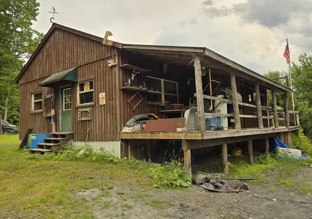 Single family home for sale at 237 Upper Maloney Rd, Randolph, VT 05060 | MLS# 5100757