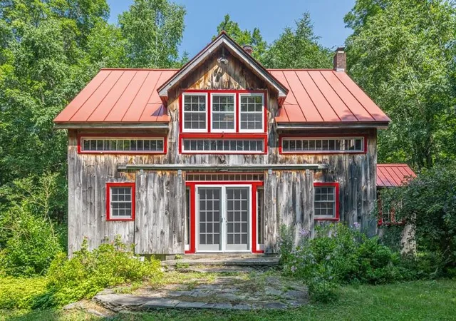 Photo 2 of Single family home for sale at 2734 Mad Tom Rd, Dorset, VT 05253 | MLS# 5100758 | Listing updated on 2026-09-01