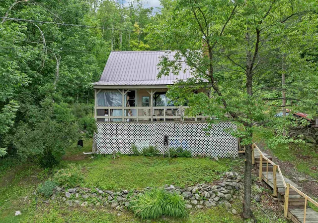 Photo 2 of Single family home for sale at 465 Littleton Rd, Whitefield, NH 03598 | MLS# 5100762 | Listing updated on 2026-07-22