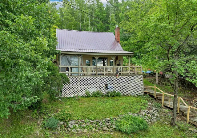 Photo 3 of Single family home for sale at 465 Littleton Rd, Whitefield, NH 03598 | MLS# 5100762 | Listing updated on 2026-07-22