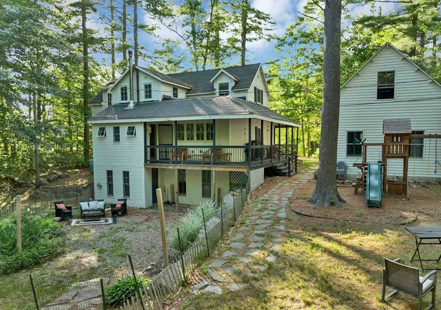 Photo 2 of Single family home for sale at 2 Kehonka Hill Rd, Wolfeboro, NH 03894 | MLS# 5100780 | Listing updated on 2026-08-31