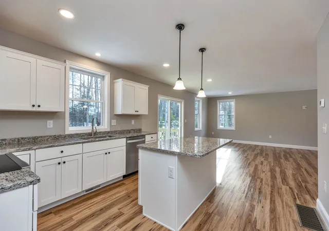 2nd image of 50 Currier Rd, Candia, NH 03034 | MLS# 5100782
