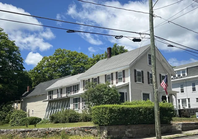 Photo 3 of Single family home for sale at 556 Main St, Farmington, NH 03835 | MLS# 5100783 | Listing updated on 2026-08-19