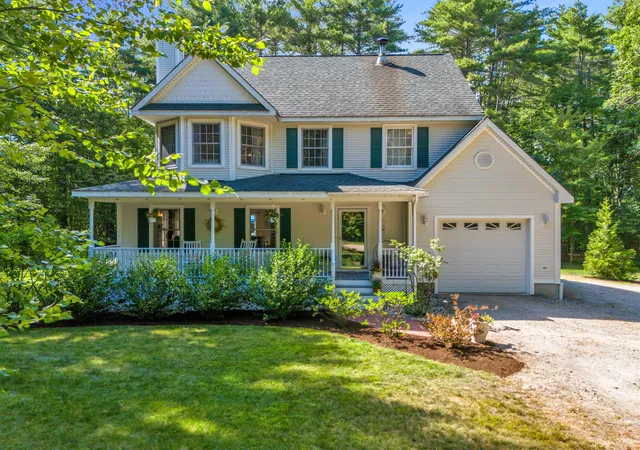 Photo 2 of Sale Pending at 124 Riverwood Cir, Effingham, NH 03882 | MLS# 5100789 | Listing updated on 2026-09-18