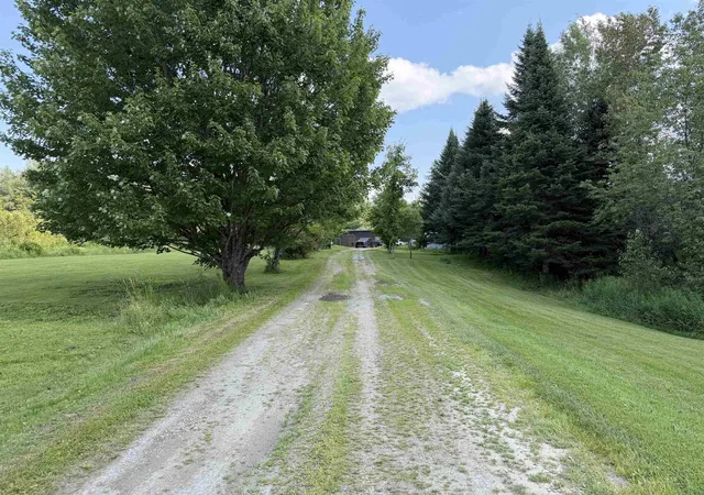 Photo 3 of Single family home for sale at 928 Holland Pond Rd, Derby Line, VT 05830 | MLS# 5100792 | Listing updated on 2026-08-31