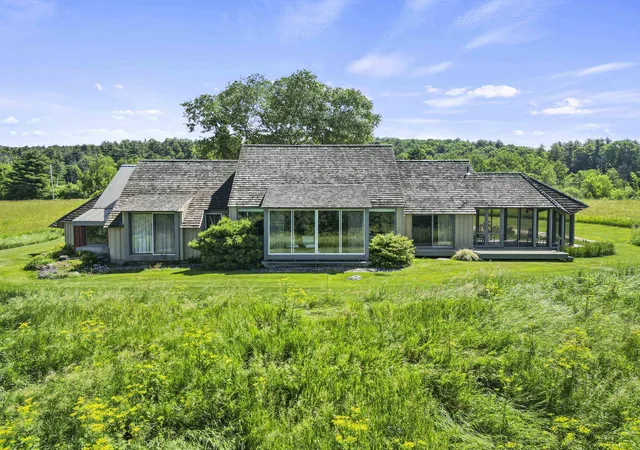 Single family home for sale at 1996 North Pownal Rd, Pownal, VT 05261 | MLS# 5100794
