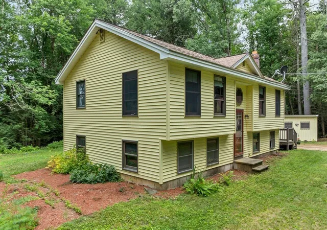 Photo 3 of Single family home for sale at 52 Pine Grove Ln, Lebanon, ME 04027 | MLS# 5100809 | Listing updated on 2026-07-30