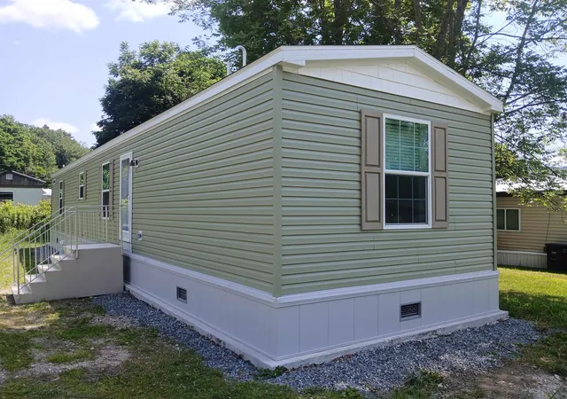 1st image of 10 Daniels Dr, Enfield, NH 03748 | MLS# 5100833