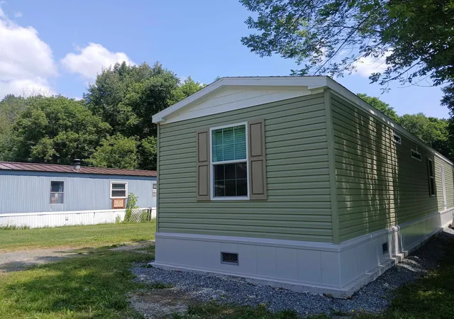 2nd image of 10 Daniels Dr, Enfield, NH 03748 | MLS# 5100833