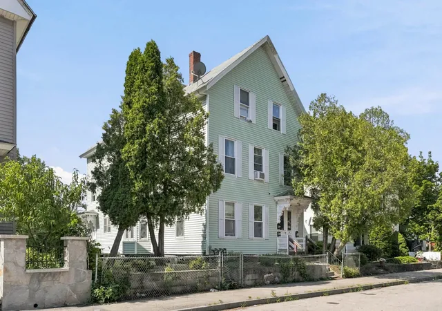 Photo 1 of Sale Pending at 401 Cedar St, Manchester, NH 03103 | MLS# 5100838 | Listing updated on 2026-07-28