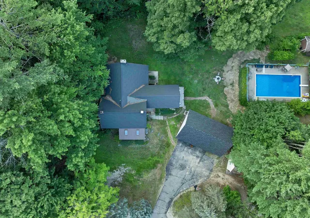Photo 3 of Single family home for sale at 1195 Chocorua Rd, Chocorua, NH 03886 | MLS# 5100844 | Listing updated on 2026-09-11