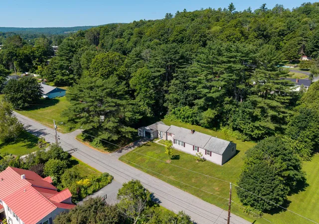 Photo 3 of Single family home for sale at 210 Hanover St, White River Junction, VT 05001 | MLS# 5100852 | Listing updated on 2026-08-27