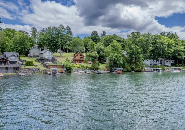 Photo 3 of Single family home for sale at 242 Little Rutland Rd, Bomoseen, VT 05732 | MLS# 5100897 | Listing updated on 2026-07-21