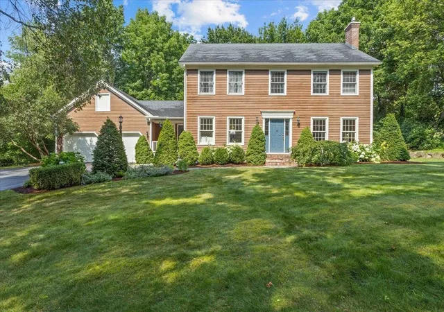 Photo 2 of Sale Pending at 10 Brownell Wy, South Burlington, VT 05403 | MLS# 5100899 | Listing updated on 2026-08-21