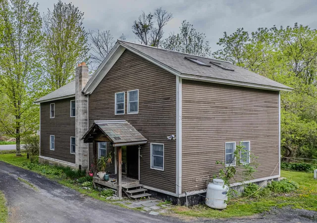 Photo 3 of Single family home for sale at 1276 York Street Ext, Poultney, VT 05764 | MLS# 5100914 | Listing updated on 2026-08-18