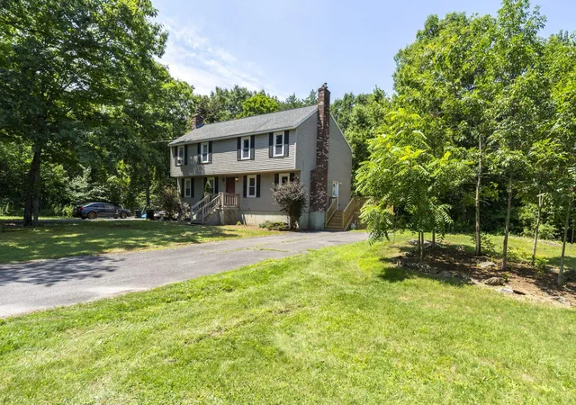 2nd image of 7 Homestead Dr #R, Derry, NH 03038 | MLS# 5100921