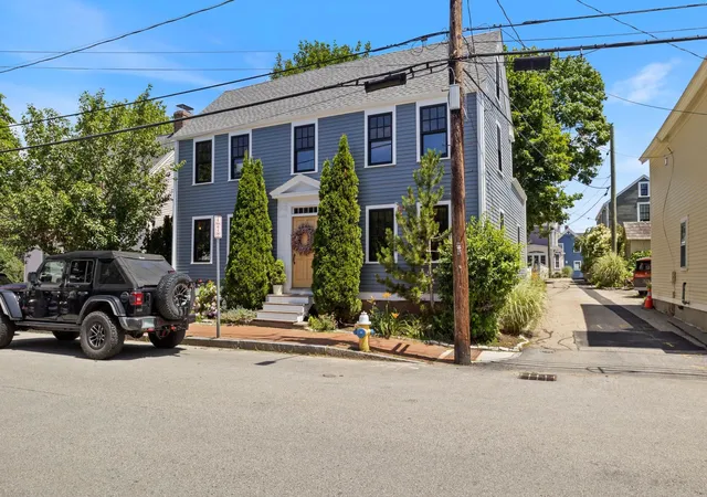 2nd image of 491 Marcy St, Portsmouth, NH 03801 | MLS# 5100943