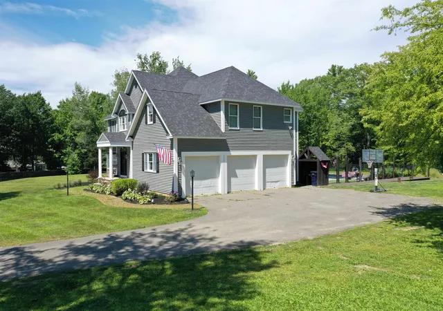 Photo 2 of Single family home for sale at 12 Pheasant Ln, New Boston, NH 03070 | MLS# 5100945 | Listing updated on 2026-09-16