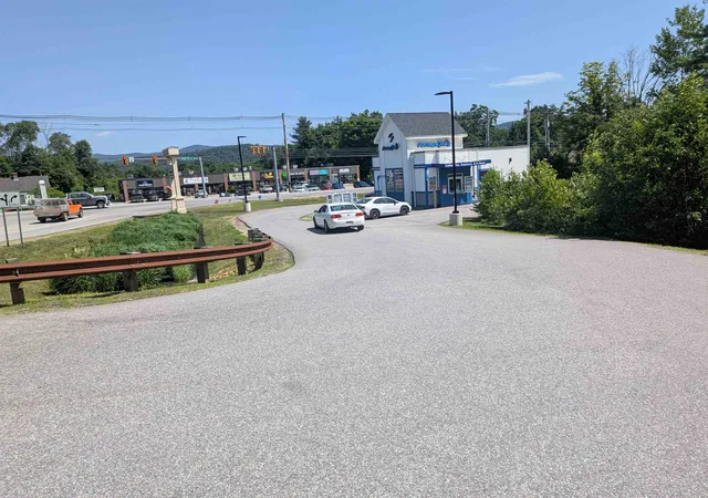 3rd image of B2 L1 Boulder Point Dr, Plymouth, NH 03264 | MLS# 5100950