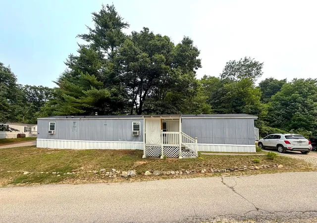 2nd image of 25 Edgewood Dr, Allenstown, NH 03275 | MLS# 5100951