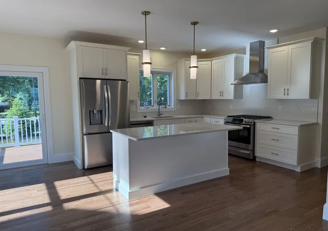 Photo 3 of Sale Pending at 55 Wilderness Dr, Nashua, NH 03062 | MLS# 5100955 | Listing updated on 2026-07-29