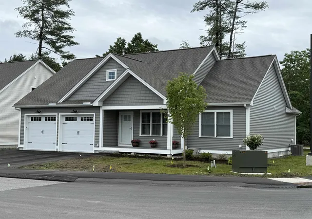 Photo 1 of Sale Pending at 21 Wilderness Dr, Nashua, NH 03062 | MLS# 5100956 | Listing updated on 2026-07-29