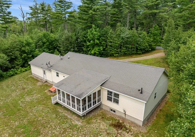 Photo 2 of Sale Pending at 727 Bailey Rd, Jefferson, NH 03583 | MLS# 5100970 | Listing updated on 2026-10-04