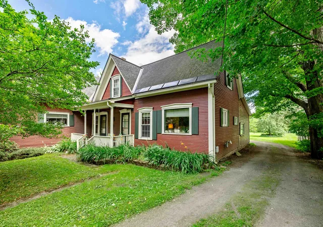 Single family home for sale at 295 Main St, Derby, VT 05829 | MLS# 5100972