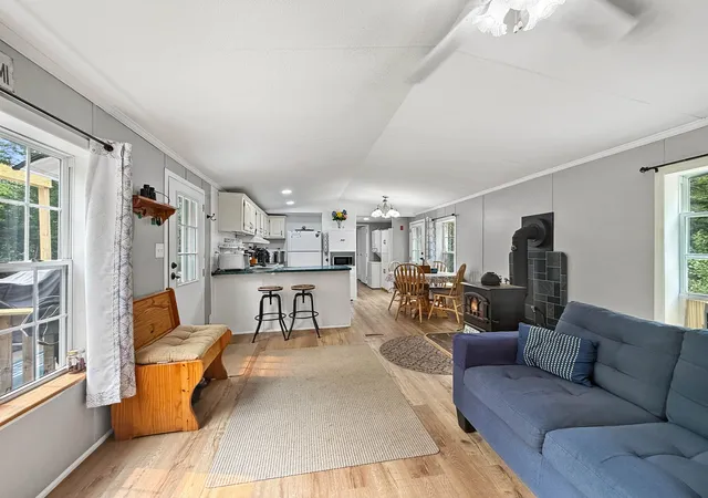 Photo 4 of Manufactured home for sale at 584 Bog Rd, North Stratford, NH 03590 | MLS# 5100985 | Listing updated on 2026-07-23