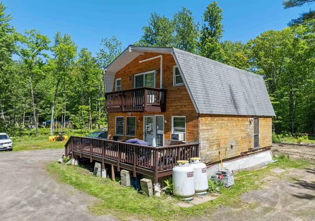 Photo 3 of Single family home for sale at 82 Sawyer Lake Rd, Gilmanton, NH 03237 | MLS# 5100990 | Listing updated on 2026-07-21