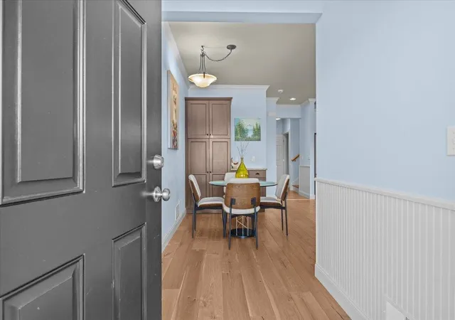 Photo 4 of Single family home for sale at 205 South Jefferson Rd, South Burlington, VT 05403 | MLS# 5101001 | Listing updated on 2026-10-02