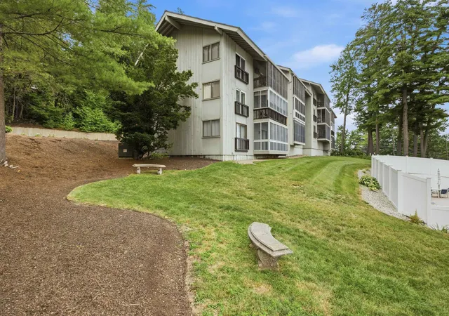 Photo 3 of Condo for sale at 883 Weirs Blvd #1, Laconia, NH 03246 | MLS# 5101007 | Listing updated on 2026-09-02