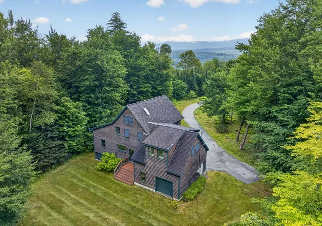 Single family home for sale at 110 Toad Hill Rd, Franconia, NH 03580 | MLS# 5101009