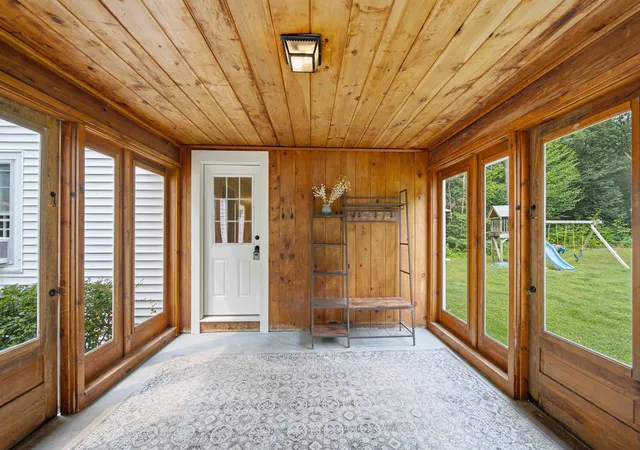 Photo 3 of Sale Pending at 24 Manchester Rd, Amherst, NH 03031 | MLS# 5101018 | Listing updated on 2026-07-29