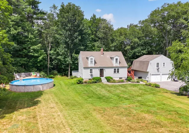 1st image of 12 New Rd, Canterbury, NH 03224 | MLS# 5101020
