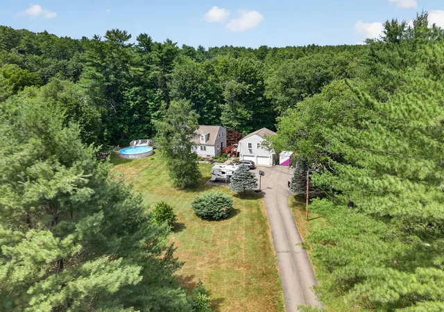 3rd image of 12 New Rd, Canterbury, NH 03224 | MLS# 5101020