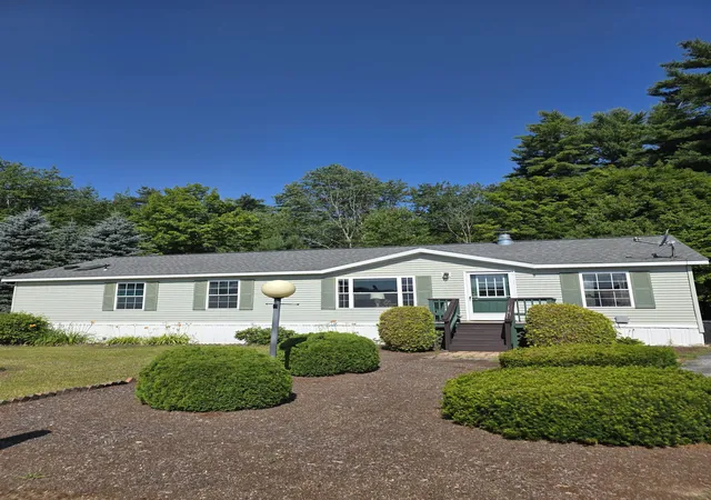 28th image of 9 Ash St, Epsom, NH 03234 | MLS# 5101024